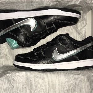 Nike SB dunk low pro Diamond Supply